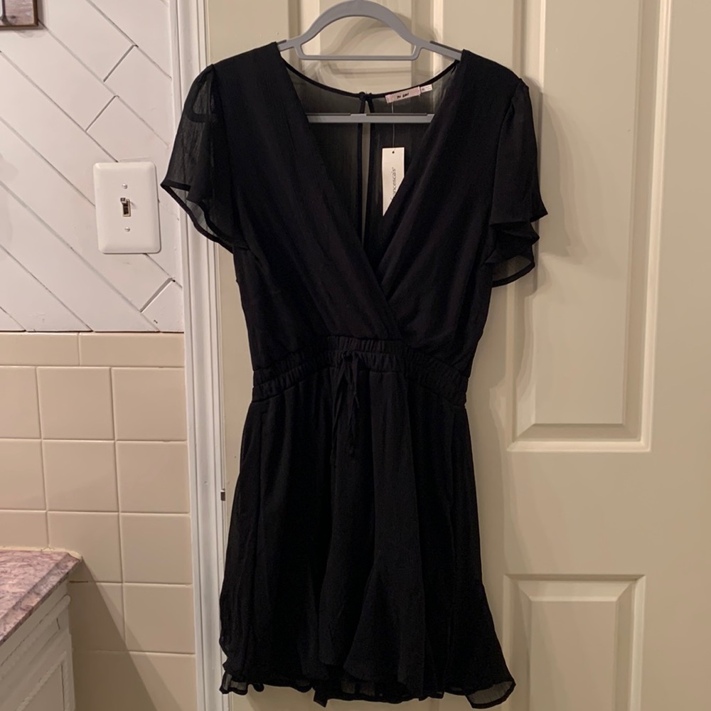 Francesca’s - Black short-sleeve dress, size M